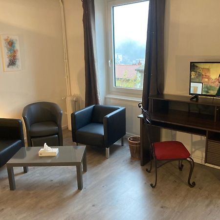 Aigle D'Or Hotel Тиерс Екстериор снимка